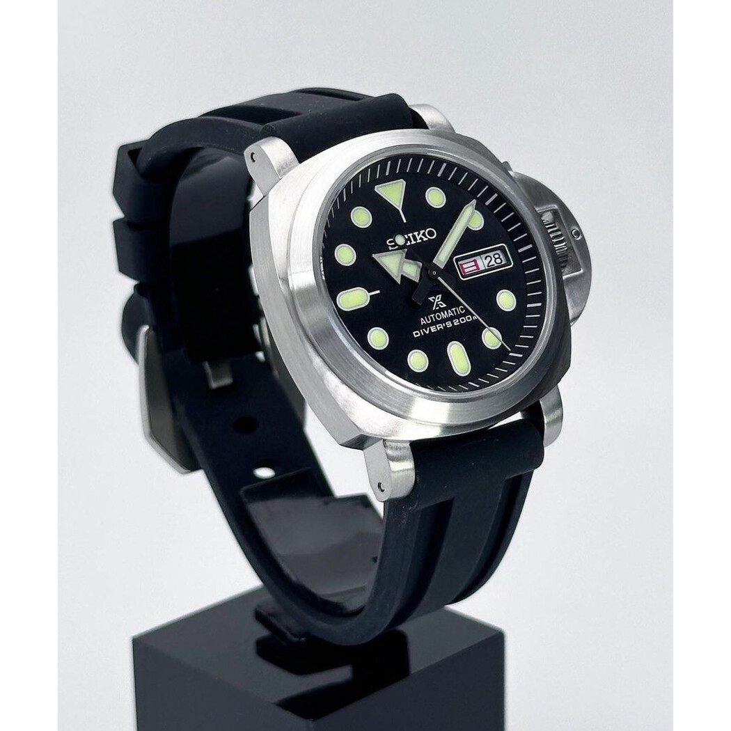 Custom Seiko Mod • PAM Black Day-Date Submersible w/ Sapphire Glass • 40mm